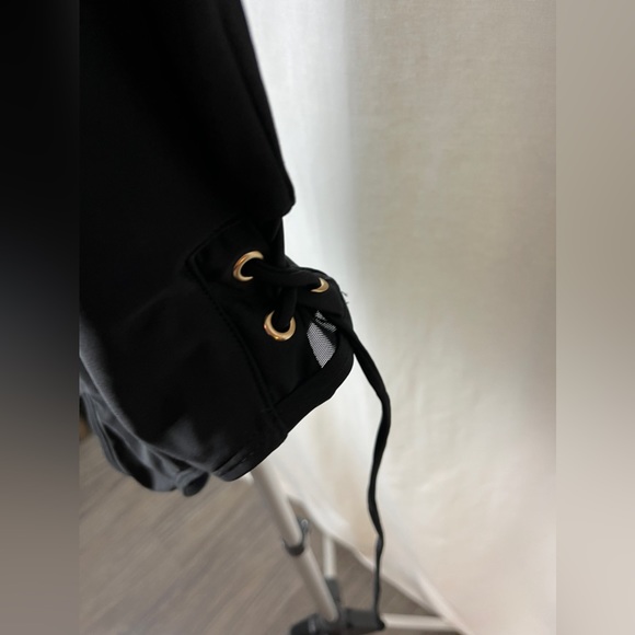 RACHEL RACHEL ROY Solid Side Lace Black One Piece Swimsuit Size Small 4-6)NWT - Picture 7 of 11